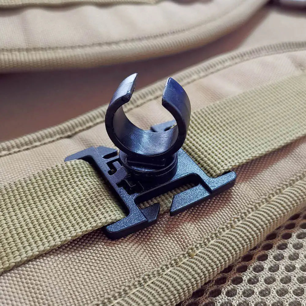 Shoulder clamp for flashlight