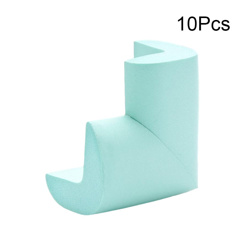 Corner protection 5-10 pack that protects children against sharp edges but also furniture when moving.